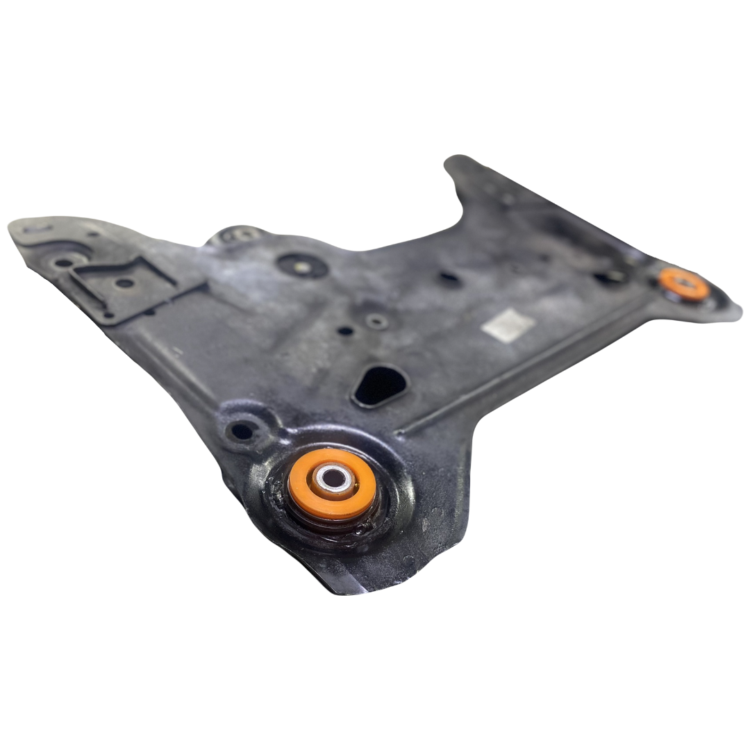 Передній підрамник Nissan Primastar 2002-2016 Послуга з перепресування сайлентблоків (Сайлентблоки в ціну не входять)