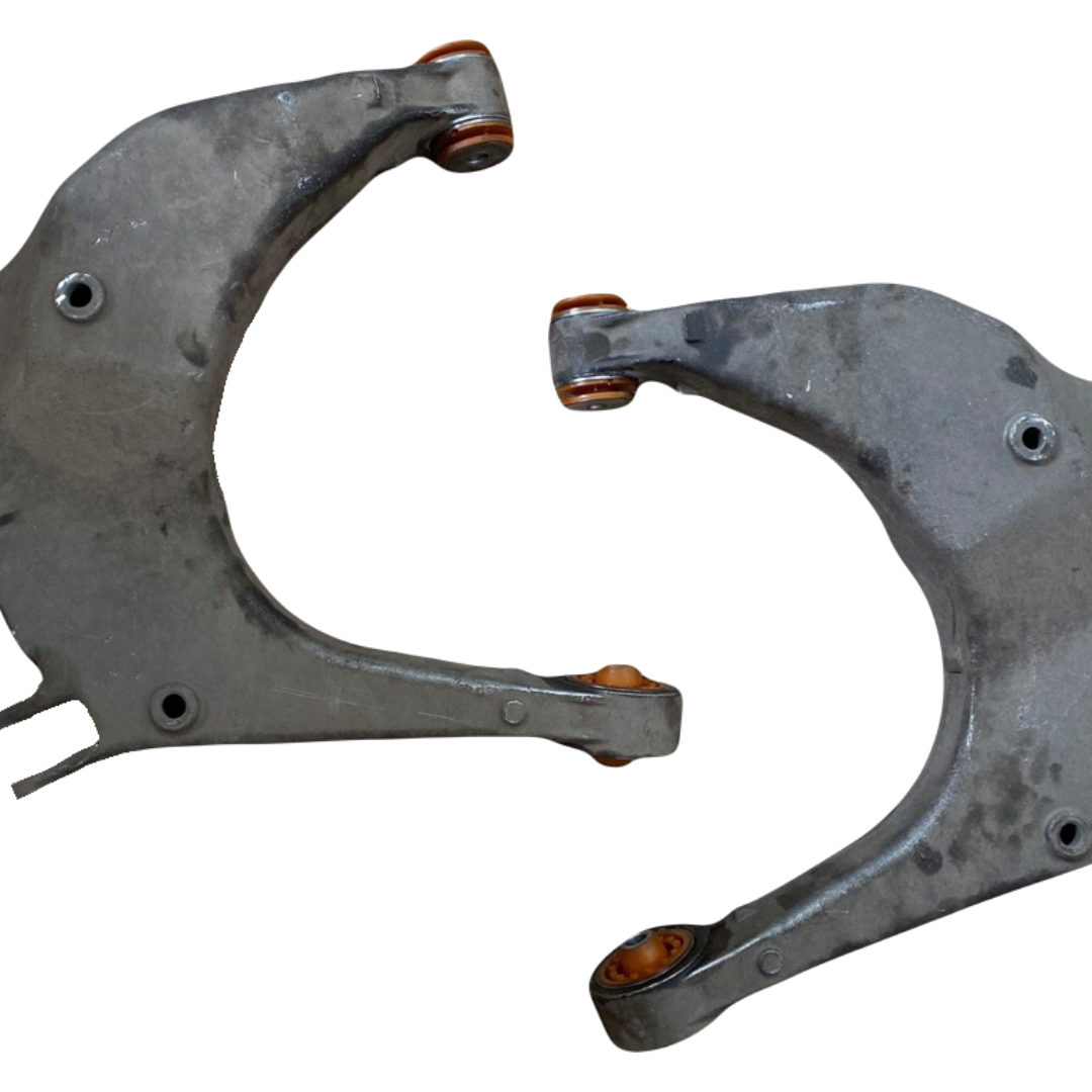 Задній нижній важіль Audi A8 1994-2002 Послуга з перепресування сайлентблока (Сайлентблоки в ціну не входять)