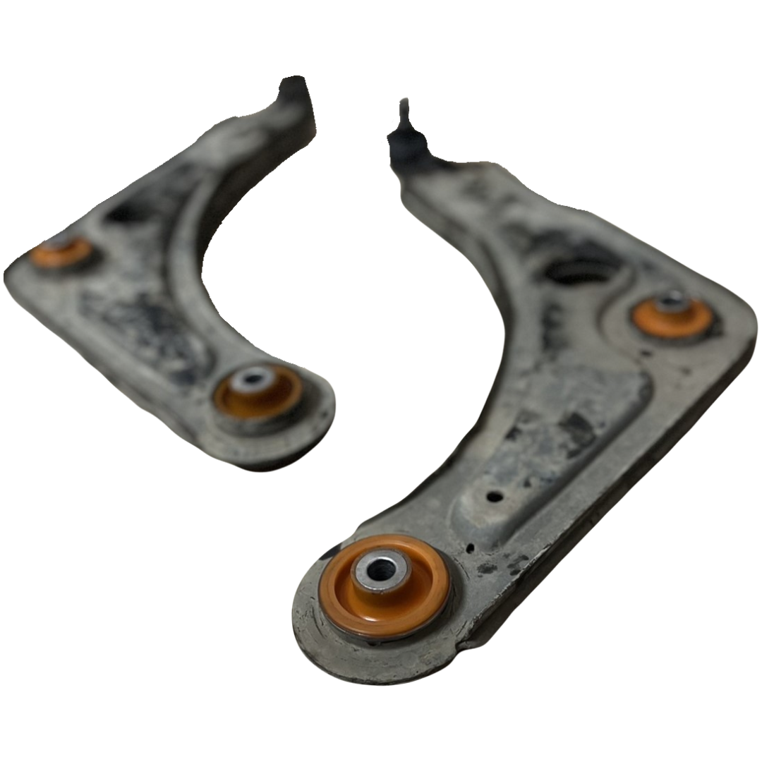 Передній важіль Ford Fiesta 1989-1997 Послуга з перепресування сайлентблоків (Сайлентблоки в ціну не входять)