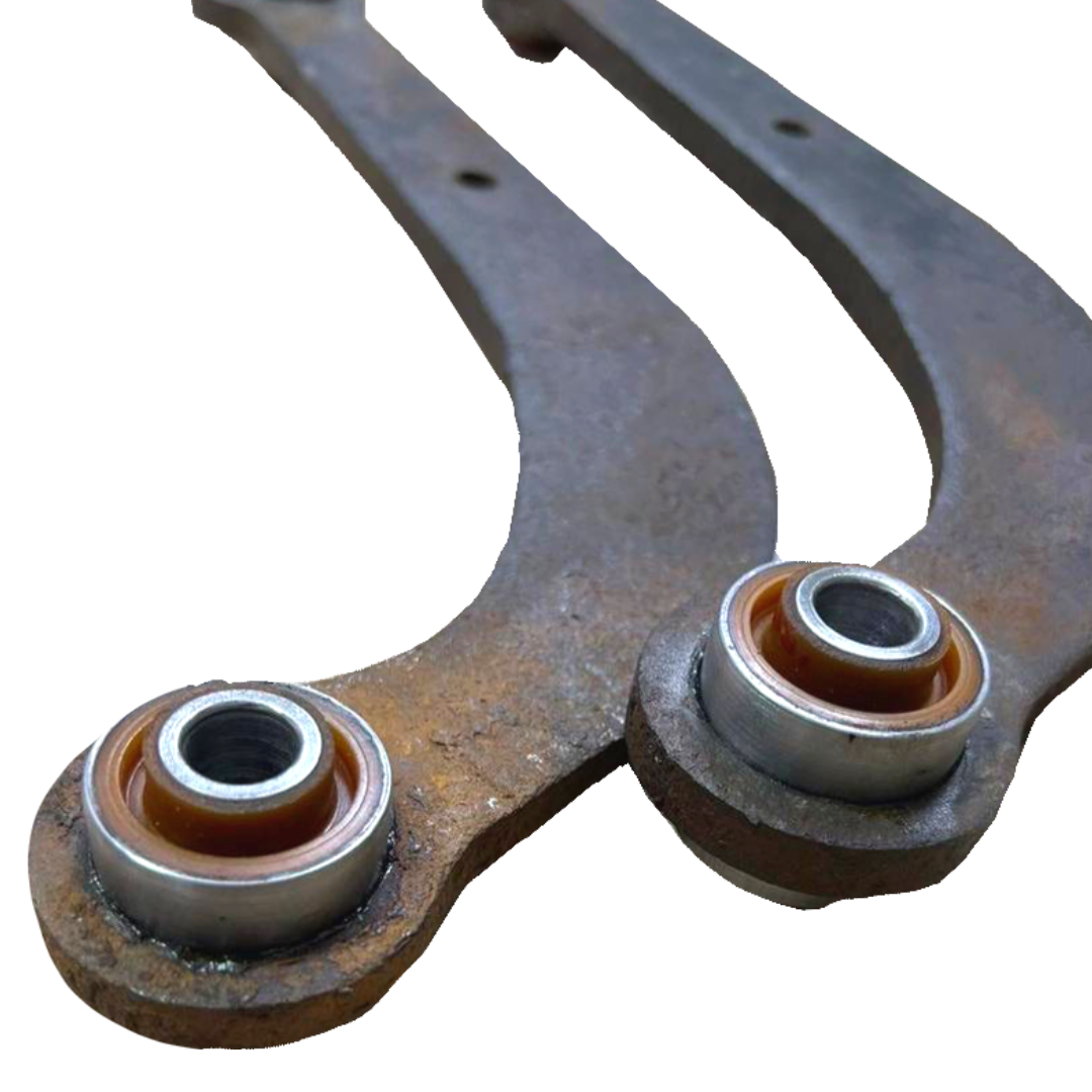 Задній поперечний важіль Toyota Corolla 2000-2006 Послуга з перепресування сайлентблоків (Сайлентблоки в ціну не входять)