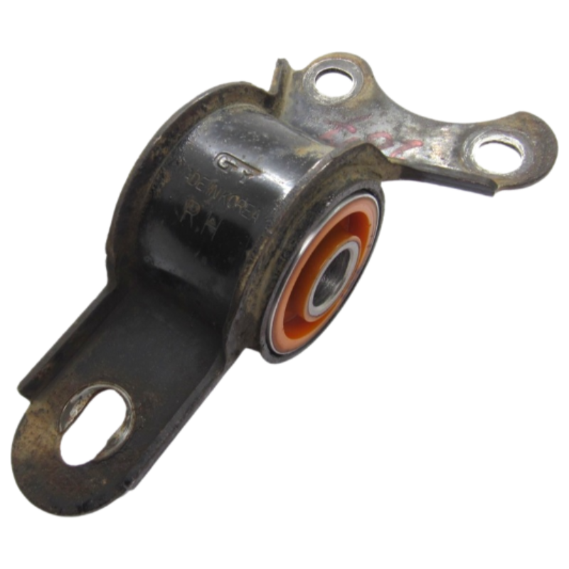 Поліуретановий сайлентблок переднього важеля задній Chevrolet Epica 2006-2014 правий Послуга ПО ЗАМІНІ САЙЛЕНТБЛОКА