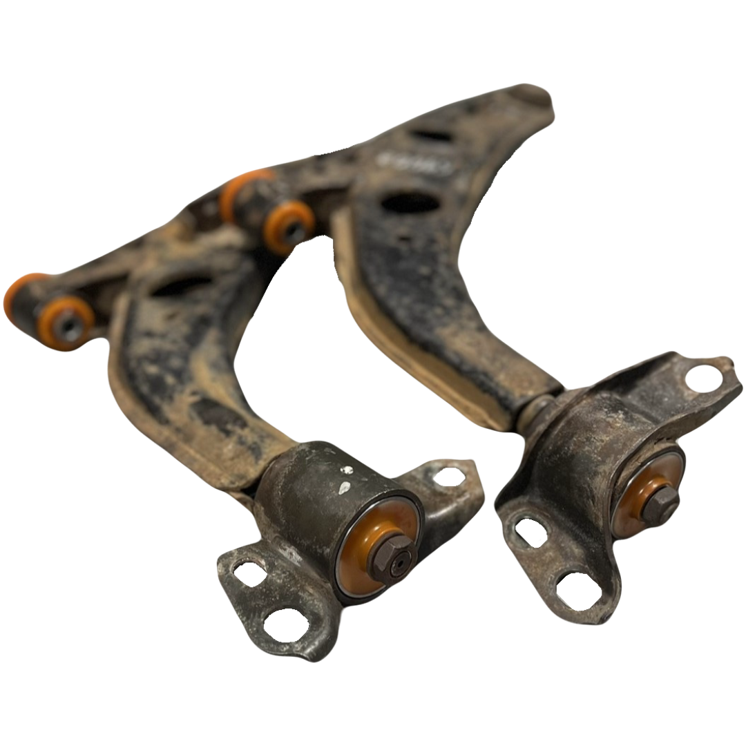 Передній важіль Mazda Xedos 6 1992-1999 Послуга з перепресування сайлентблоків (Сайлентблоки в ціну не входять)