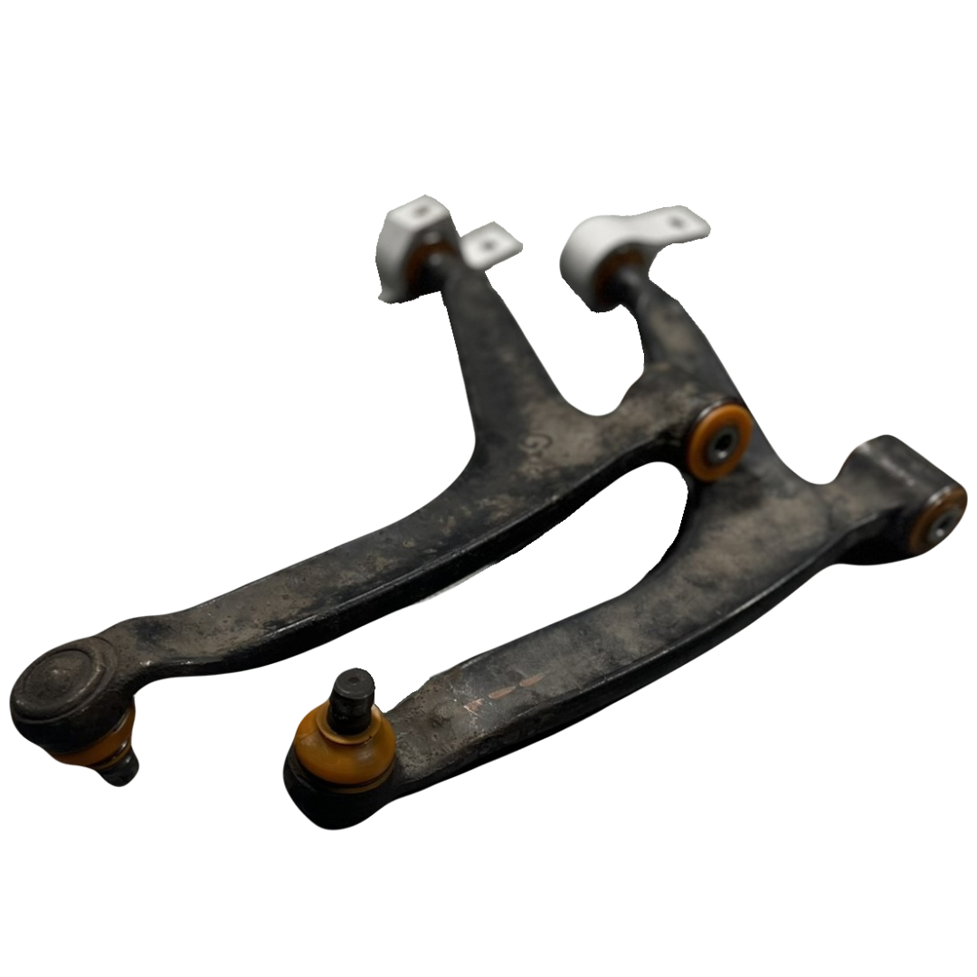 Передній важіль Citroen Xsara 1997-2000 Послуга з перепресування сайлентблоків (Сайлентблоки в ціну не входять)