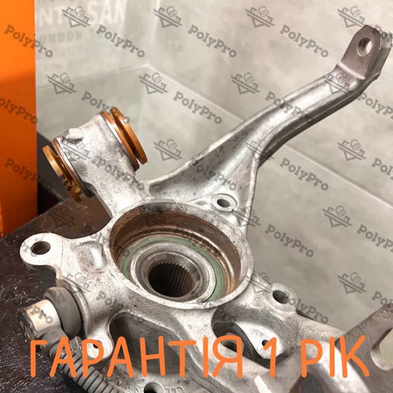 Задній поворотний кулак Audi A8 1994-2002 Послуга з перепресування сайлентблока (Сайлентблоки в ціну не входять)