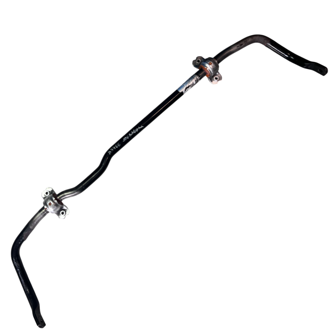 Передній стабілізатор Audi Q3 2019- 1,4L втулки ВВАРЕНІ в стабілізатор