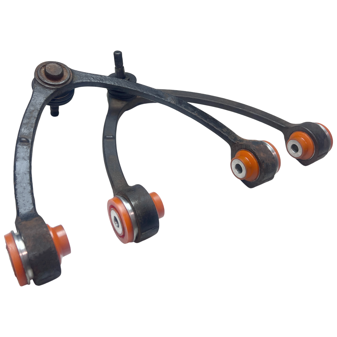 Передний верхний рычаг Toyota Celsior 1989-1994 Услуга с перепресовки сайлентблоков (Сайлентблоки в цену не входят)