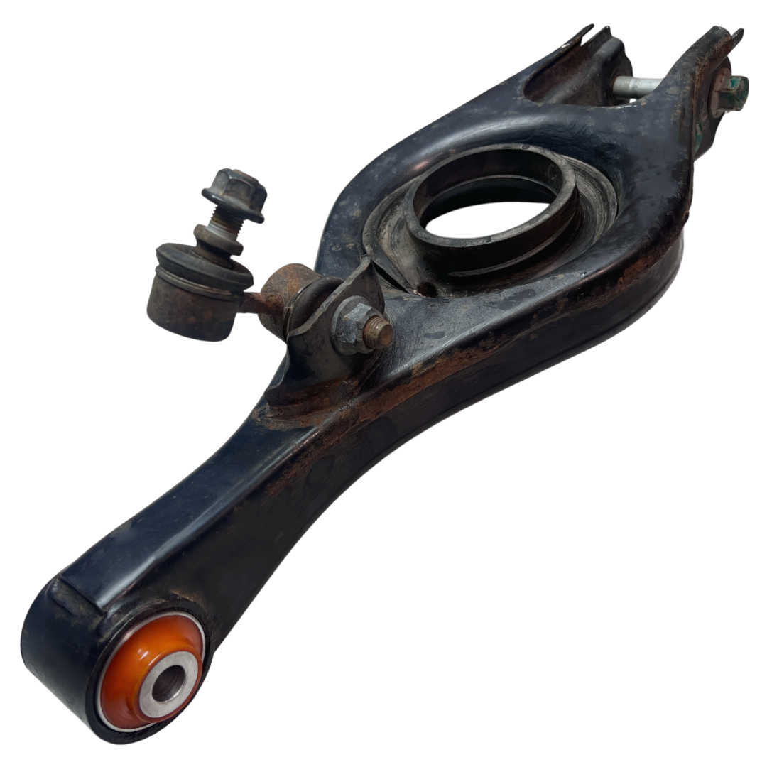 Задній підпружинний важіль Hyundai Genesis 2014- Послуга з перепресування сайлентблоків (Сайлентблоки в ціну не входять)