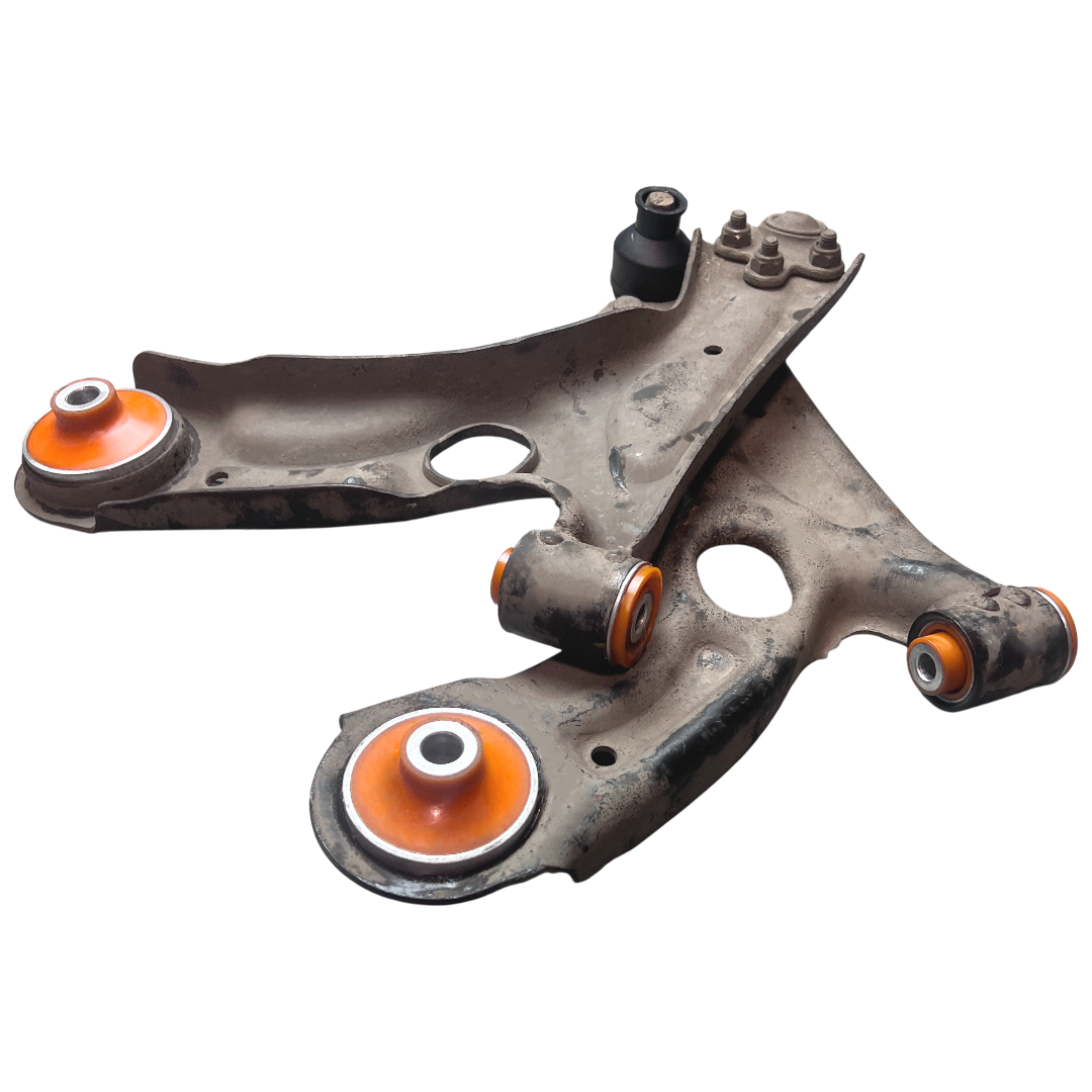 Передній важіль Chevrolet Aveo 2011- Послуга з перепресування сайлентблоків (Сайлентблоки в ціну не входять)