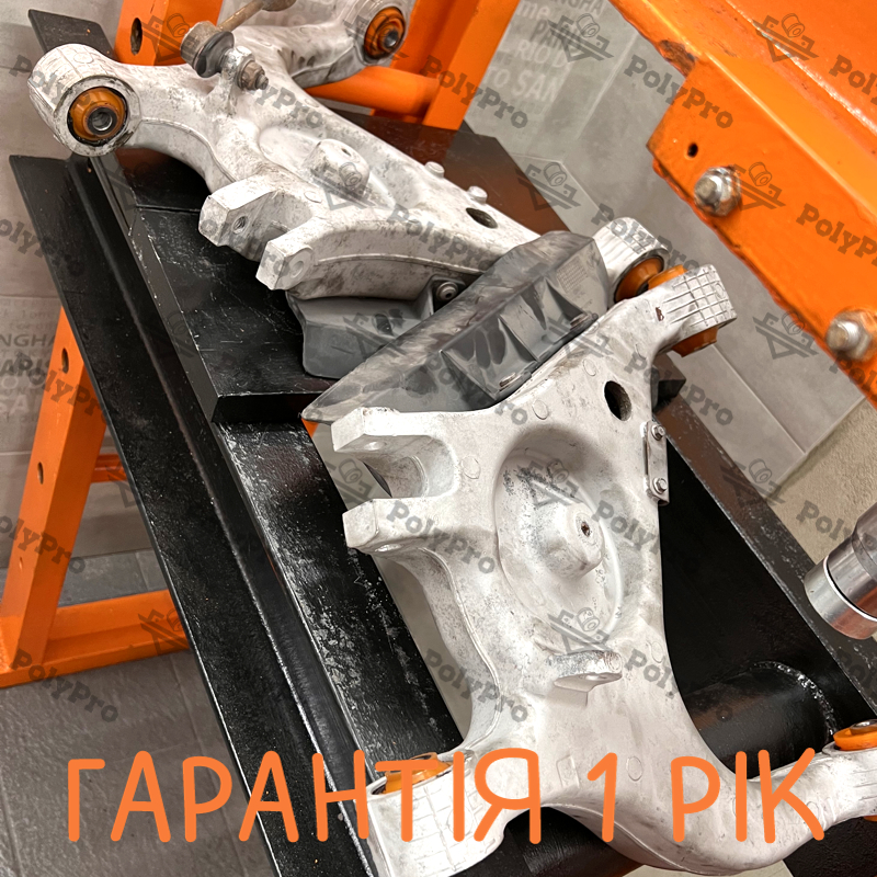 Задний подпружинный рычаг Lancia Thesis 2001-2009 Услуга с перепресовки сайлентблоков (Сайлентблоки в цену не входят)