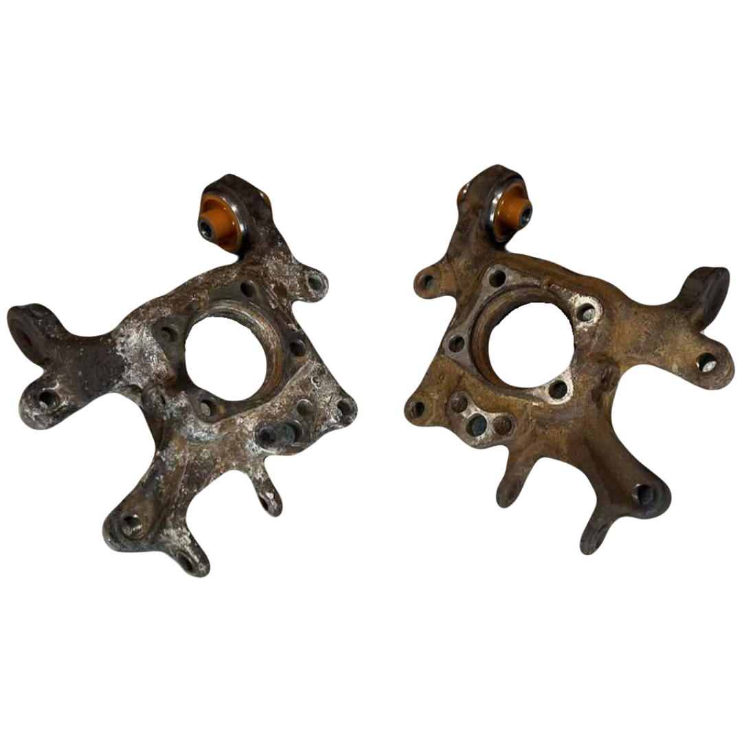 Задня цапфа Lexus CT 2010- Послуга з перепресування сайлентблоків (Сайлентблоки в ціну не входять)