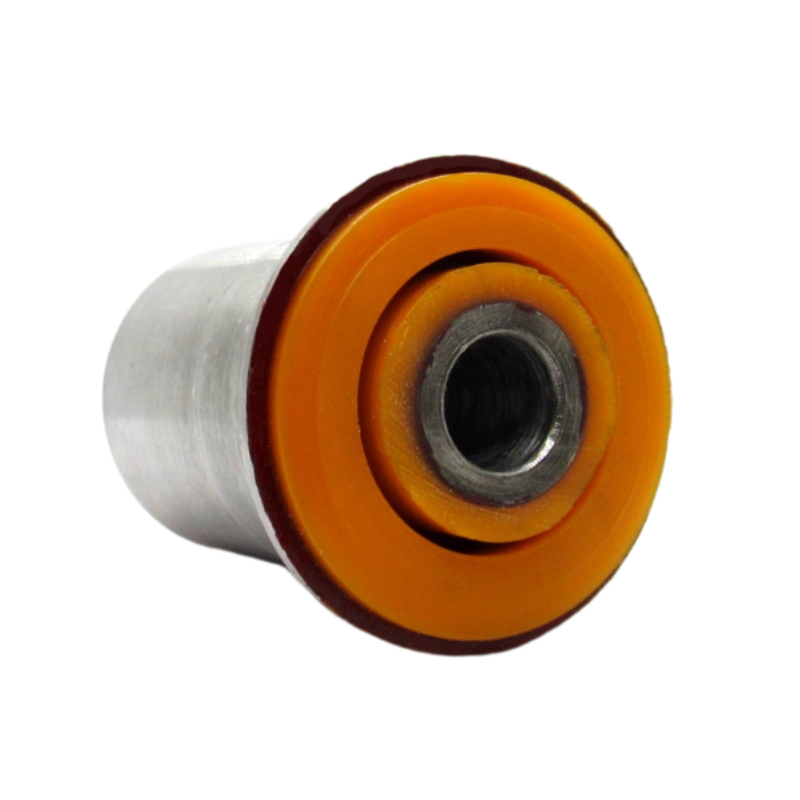 Поліуретановий сайлентблок заднього верхнього важеля Nissan Titan 2004-2015