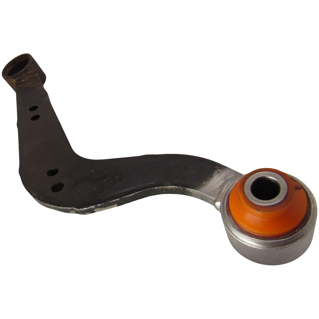 Поліуретановий сайлентблок заднього поперечного серповидного важеля зовнішній Lexus Nx 2014- права ТЯГА З ВВАРЕНИМ САЙЛЕНТБЛОКОМ