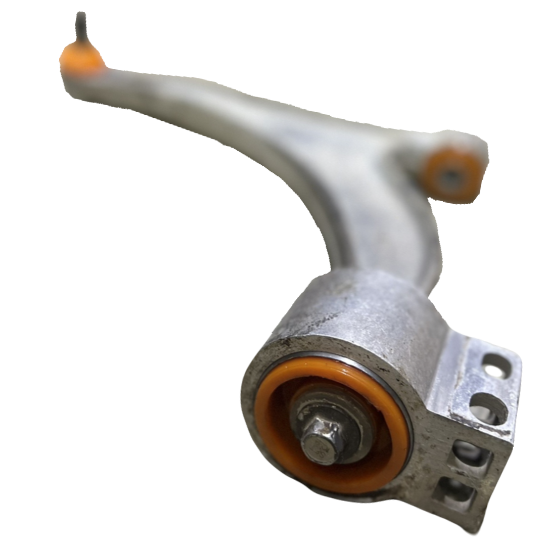 Передній нижній важіль Chevrolet Orlando 2011- Послуга з перепресування сайлентблоків (Сайлентблоки в ціну не входять)