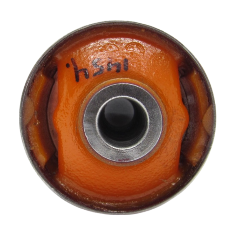 Поліуретановий сайлентблок переднього мосту Nissan Navara 1986-1997