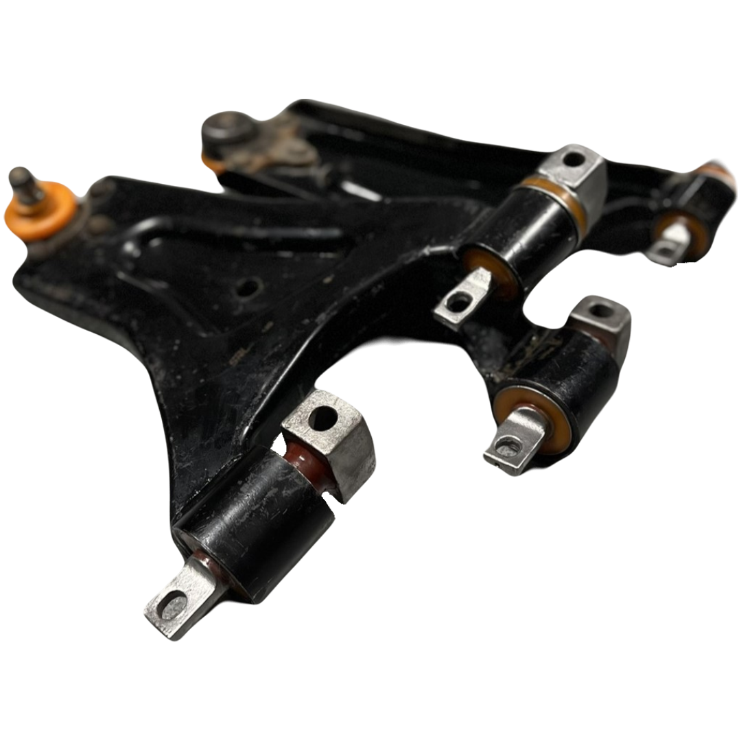 Передній важіль Ford Cougar 1998-2001 Послуга з перепресування сайлентблоків (Сайлентблоки в ціну не входять)