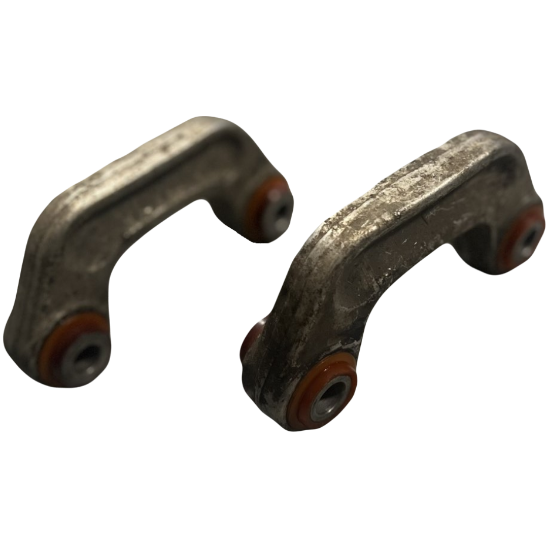 Стійка переднього стабілізатора Audi A8 2002-2009 Послуга з перепресування сайлентблоків (Сайлентблоки в ціну не входять)