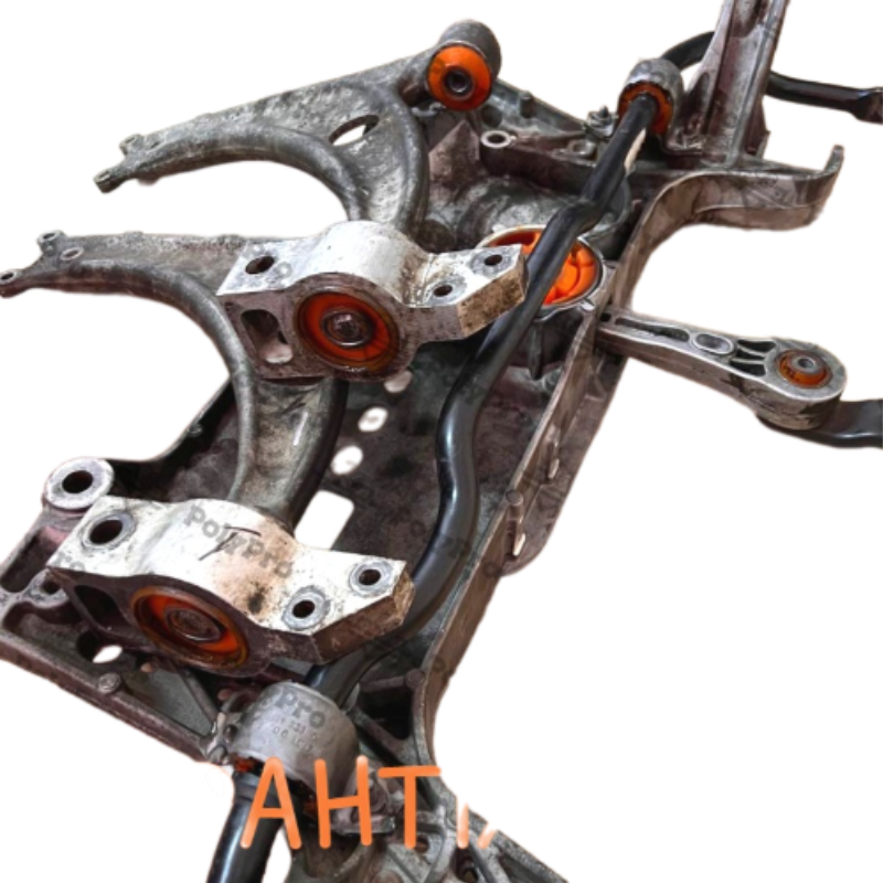 Передній підрамник Audi Q3 2011-2014 Послуга з перепресування сайлентблоків (Сайлентблоки в ціну не входять)