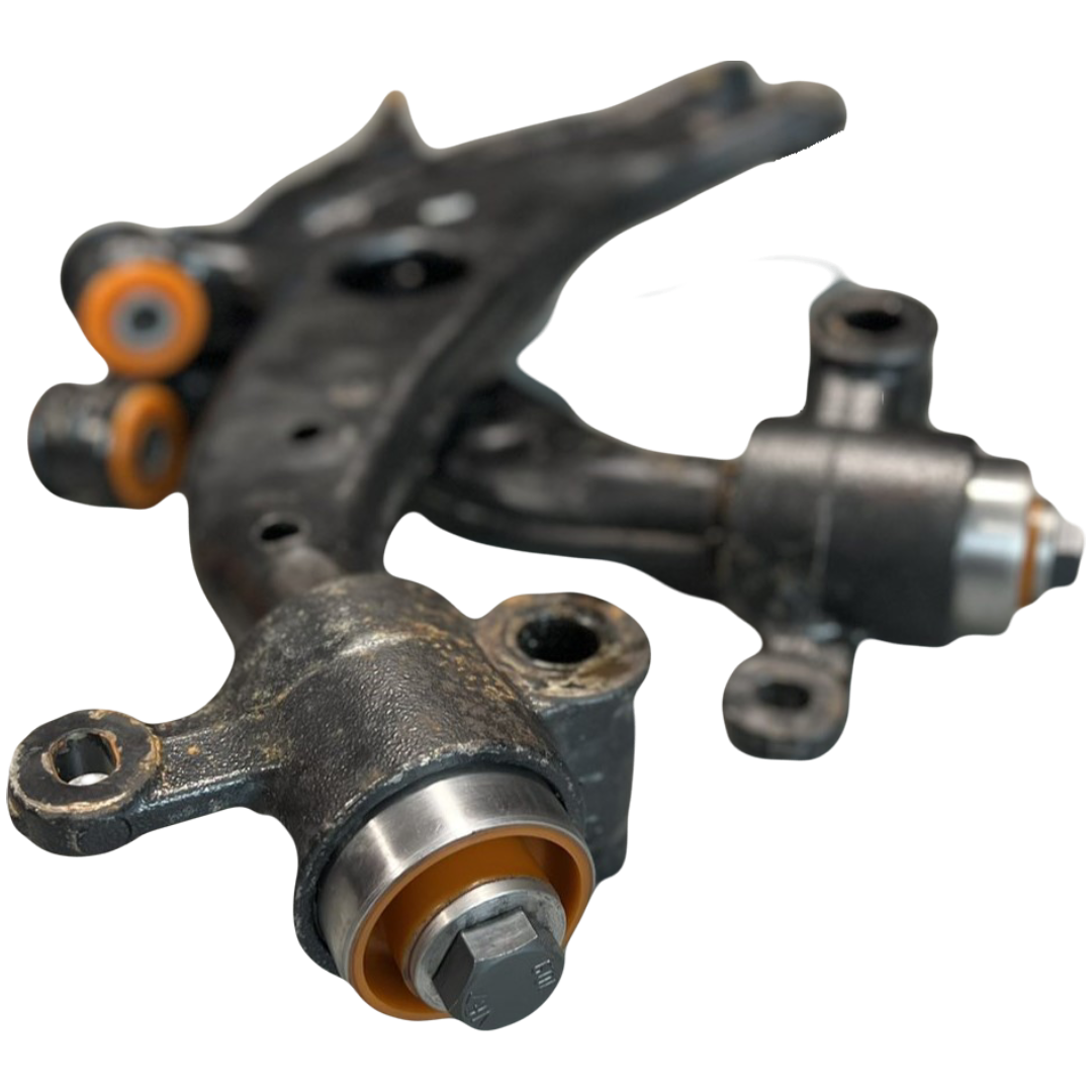 Передній важіль Mazda Cx-5 2017- Послуга з перепресування сайлентблоків (Сайлентблоки в ціну не входять)