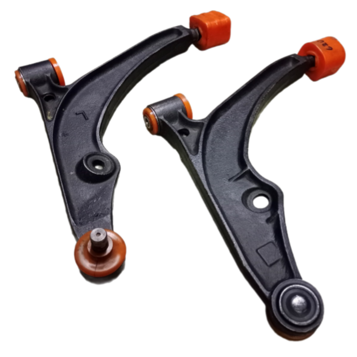 Передній важіль Suzuki Swift 1989-1995 Послуга з перепресування сайлентблоків (Сайлентблоки в ціну не входять)