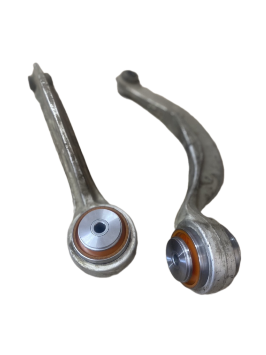 Front lower arm Jaguar Xf 2015- Service with repressing of bushings (Bushings are not included in the price)