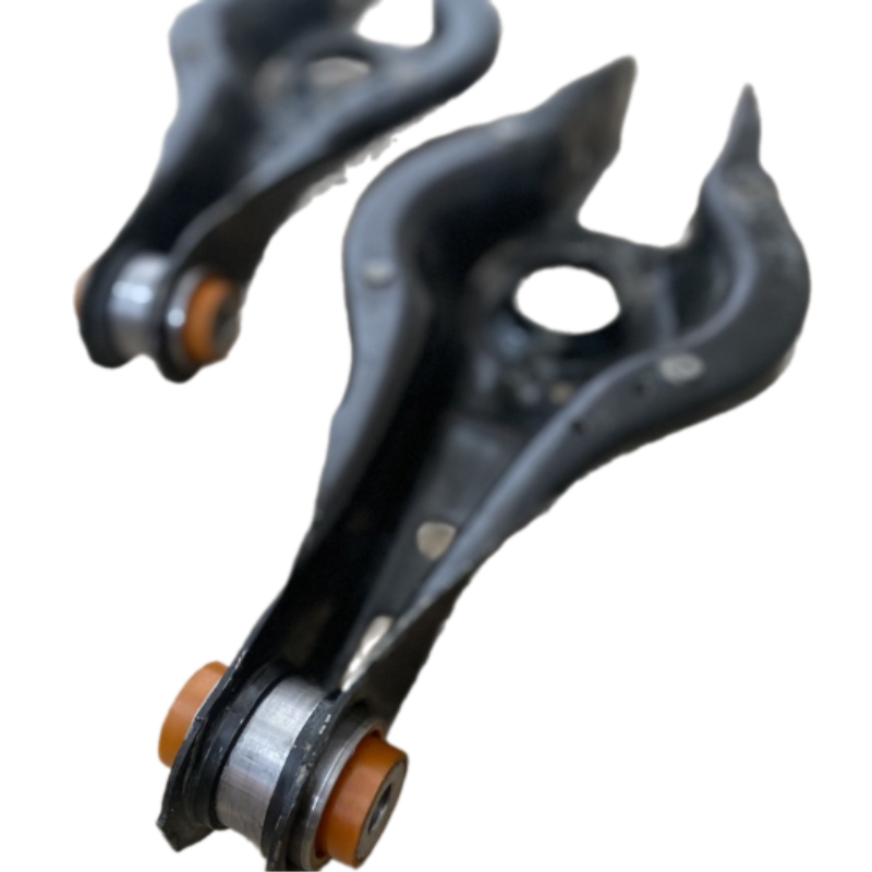 Задній підпружинний важіль Bmw F21 2011- Послуга з перепресування сайлентблоків (Сайлентблоки в ціну не входять)