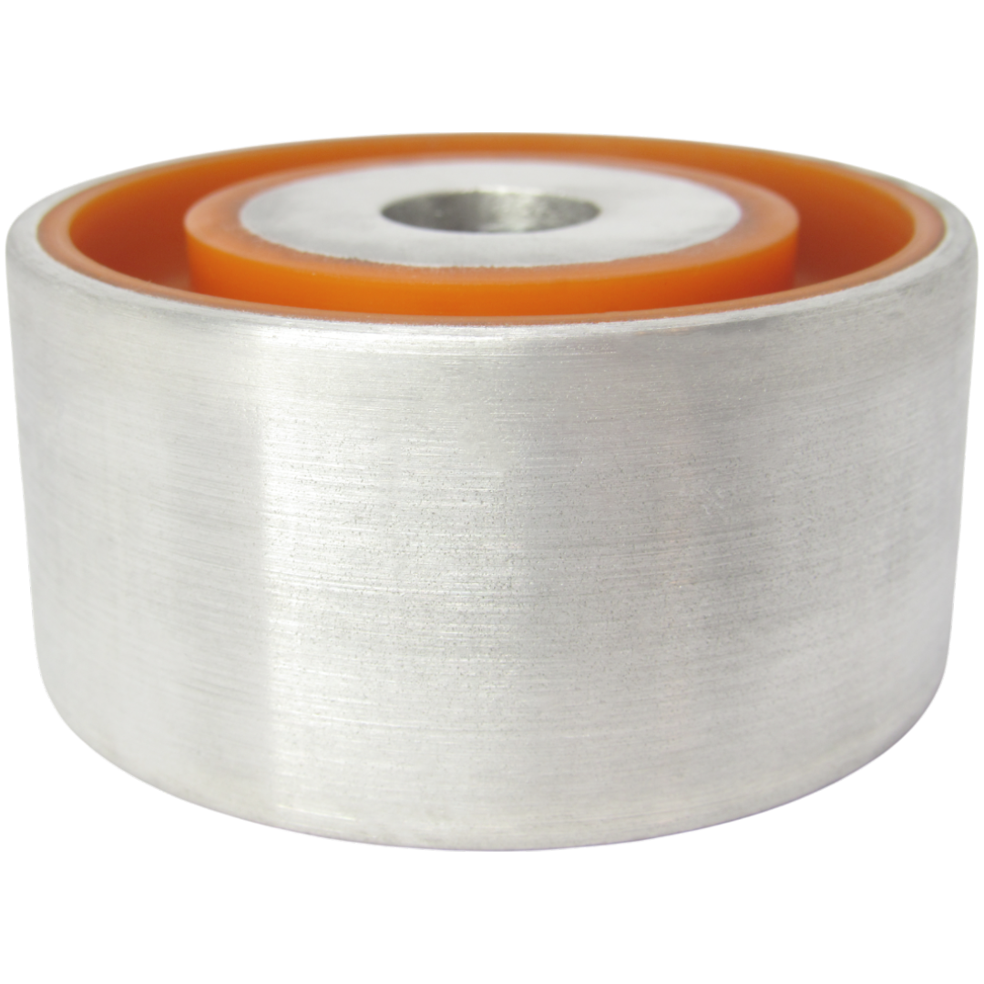 Полиуретановый сайлентблок заднего редуктора задний правый Mitsubishi Pajero 2000-2006