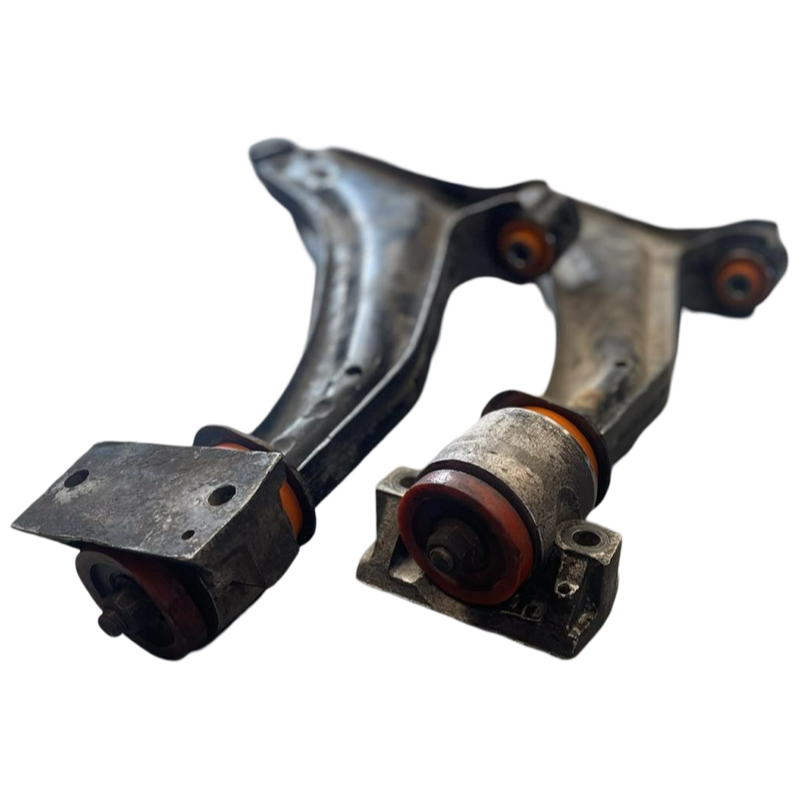 Передній важіль Land Rover Freelander 1997-2006 Послуга з перепресування сайлентблоків (Сайлентблоки в ціну не входять)