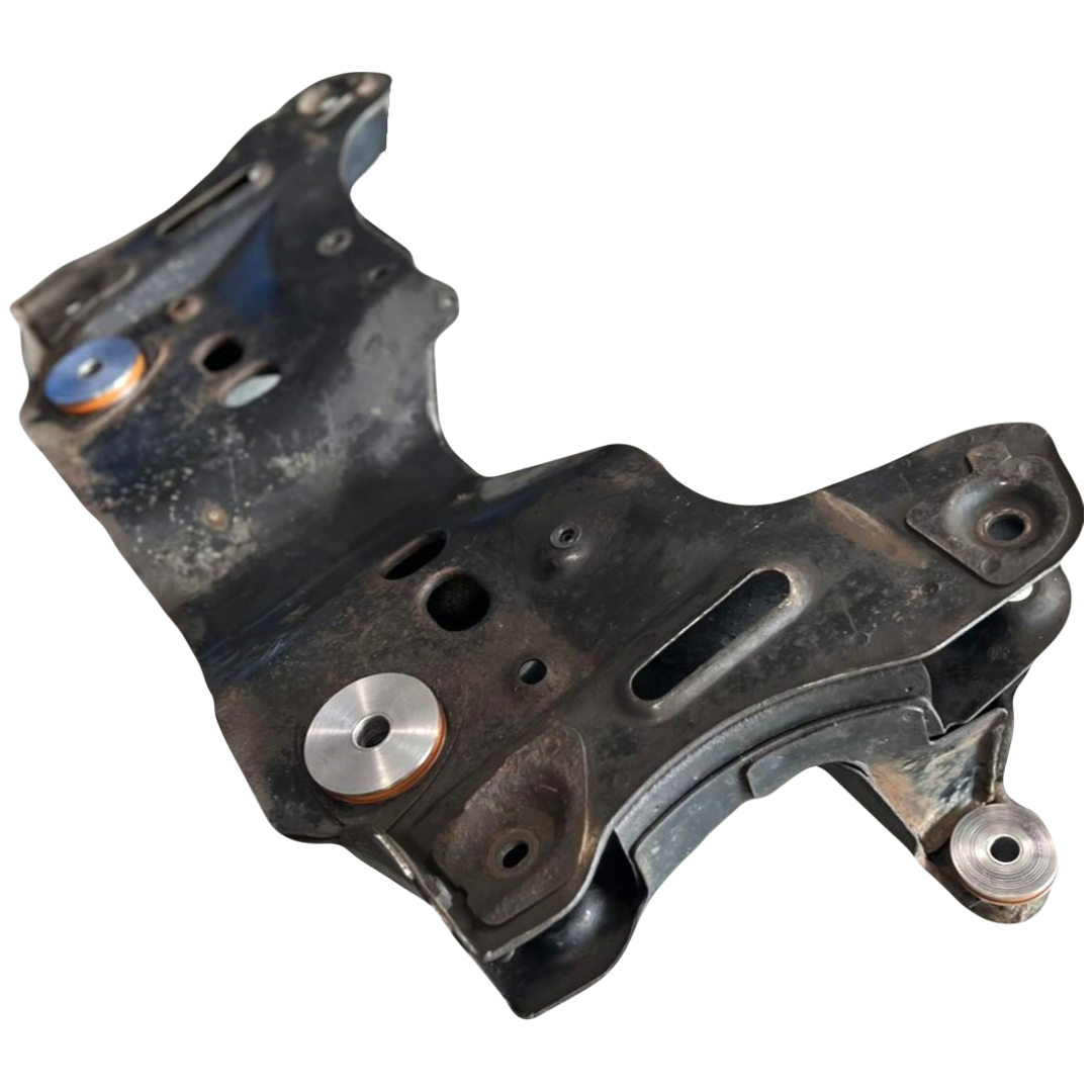 Передній підрамник Renault Safrane 1992-2000 Послуга з перепресування сайлентблоків (Сайлентблоки в ціну не входять)