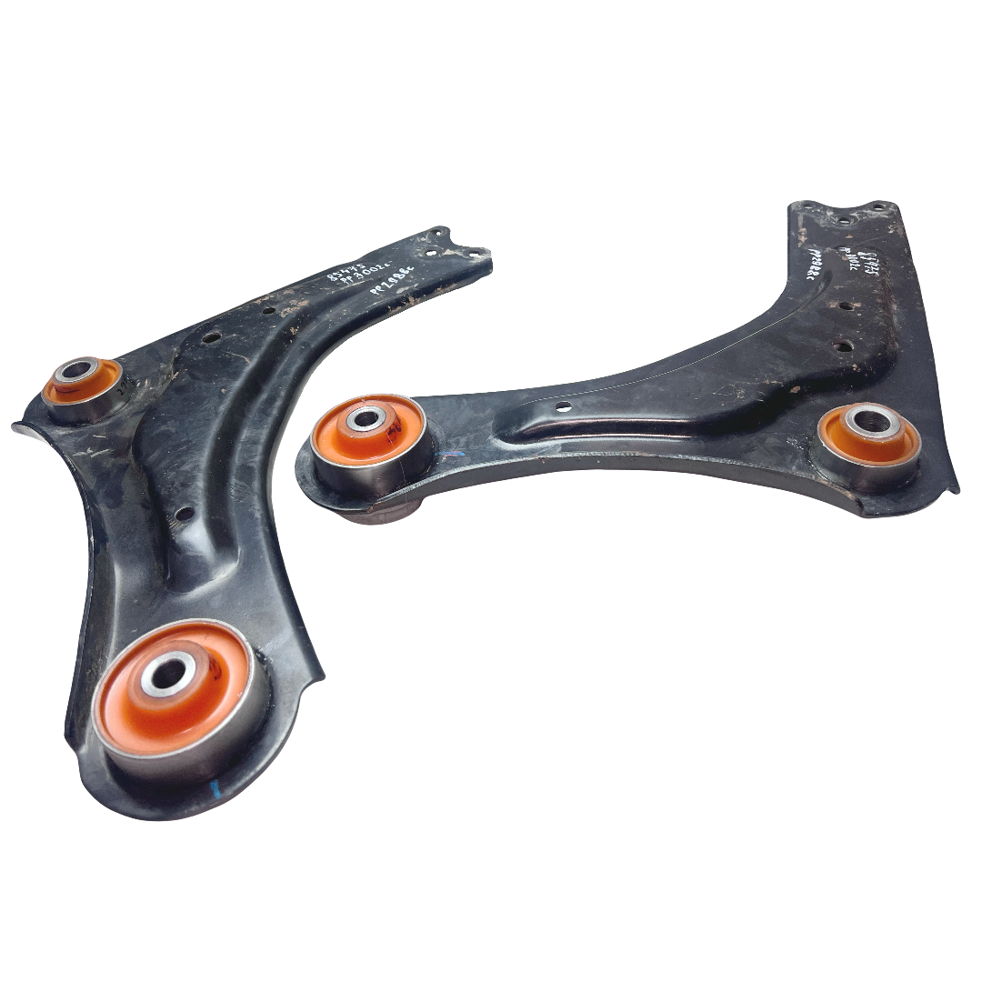 Передній важель Renault Latitude 2010-2015 Послуга з перепресування сайлентблоків (Сайлентблоки в ціну не входять)