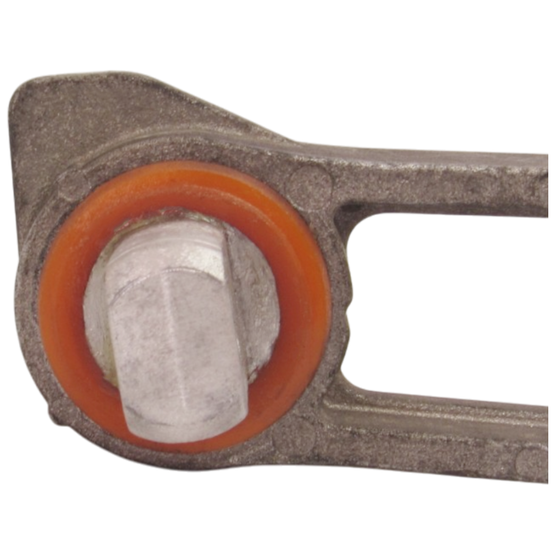 Поліуретанова подушка двигуна задня верхня Alfa Romeo 159 2005-2011 3,2L  Послуга ПО ЗАМІНІ маленького САЙЛЕНТБЛОКА