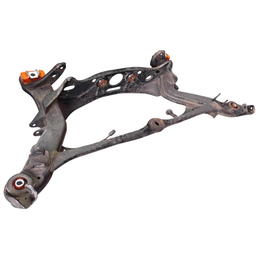 Задний подрамник Ssang Yong Rodius 2001-2012 Услуга с перепресовки сайлентблоков (Сайлентблоки в цену не входят)