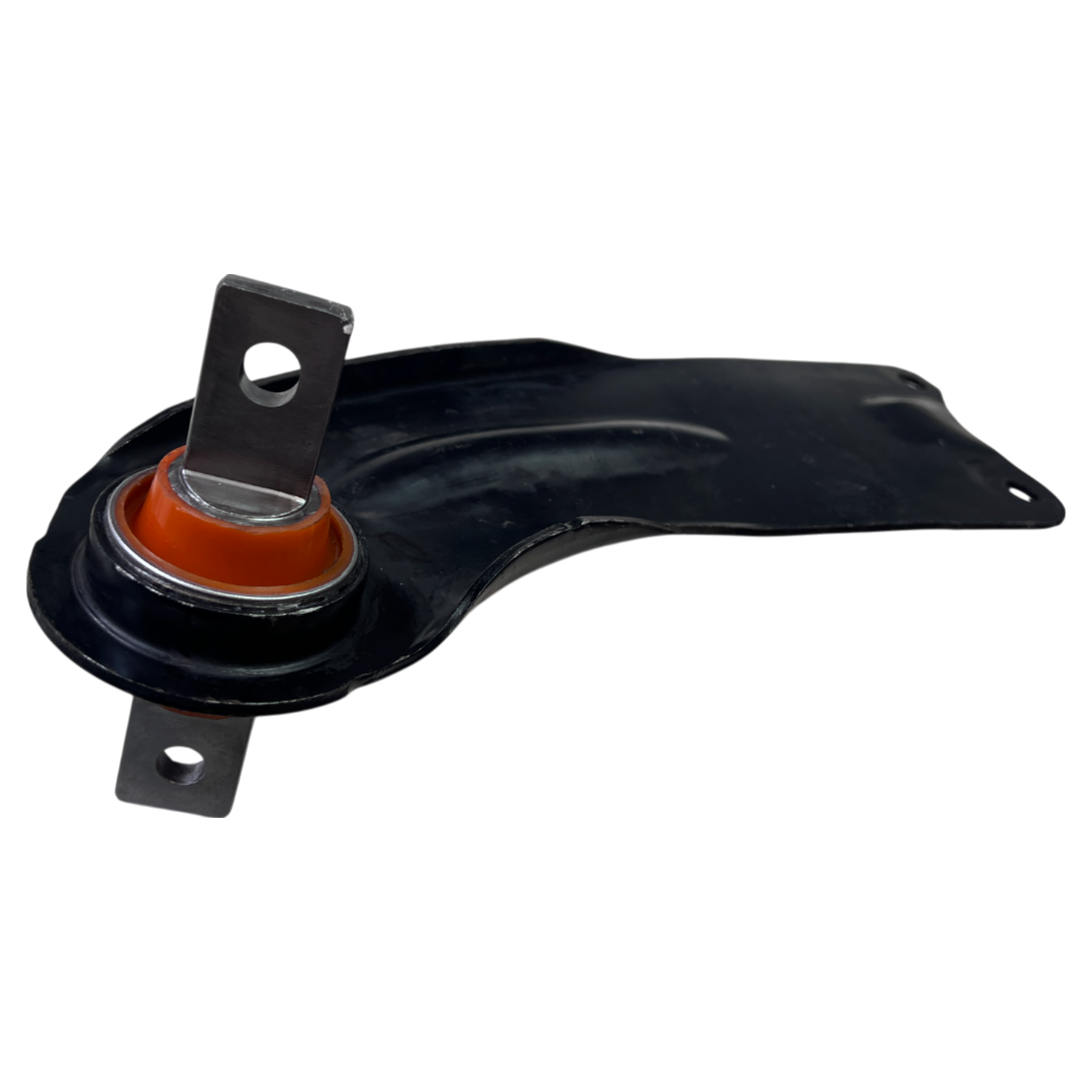 Задній поздовжній важіль Suzuki Kizashi 2009-2014 Послуга з перепресування сайлентблоків (Сайлентблоки в ціну не входять)