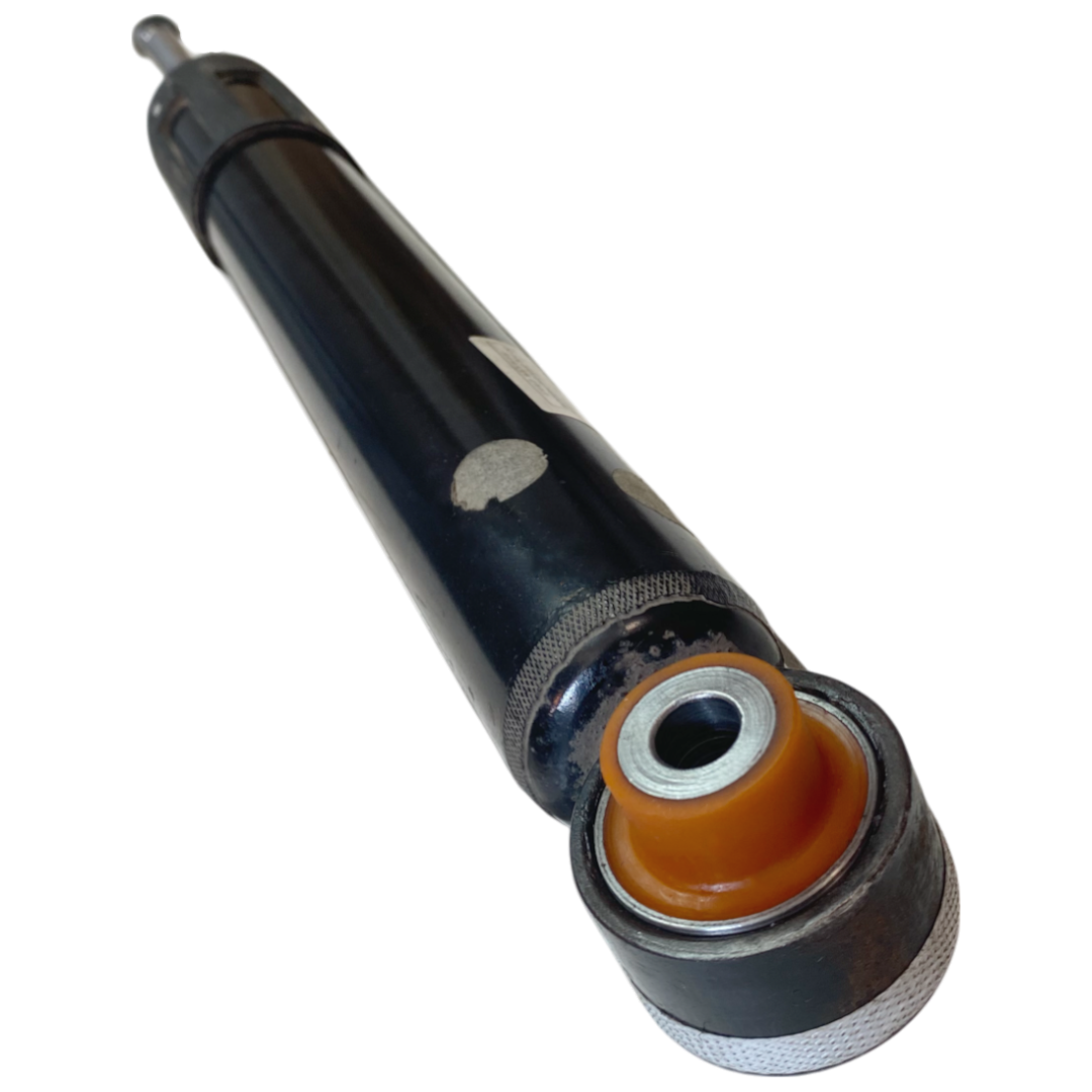 Задній амортизатор MG 4 2022- Послуга з перепресування сайлентблоків (Сайлентблоки в ціну не входять)