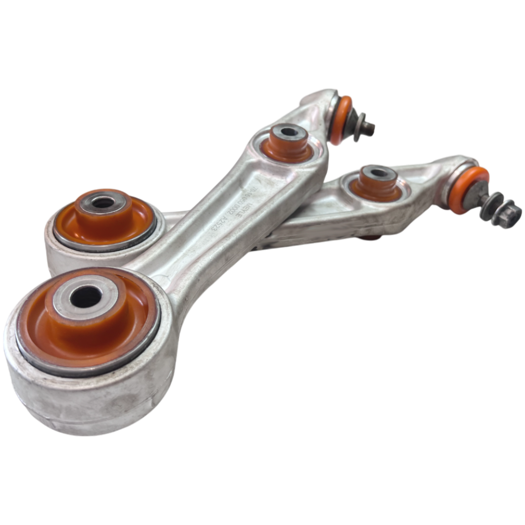 Передний поперечный рычаг Tesla Model S 2012- Услуга с перепресовки сайлентблоков (Сайлентблоки в цену не входят)