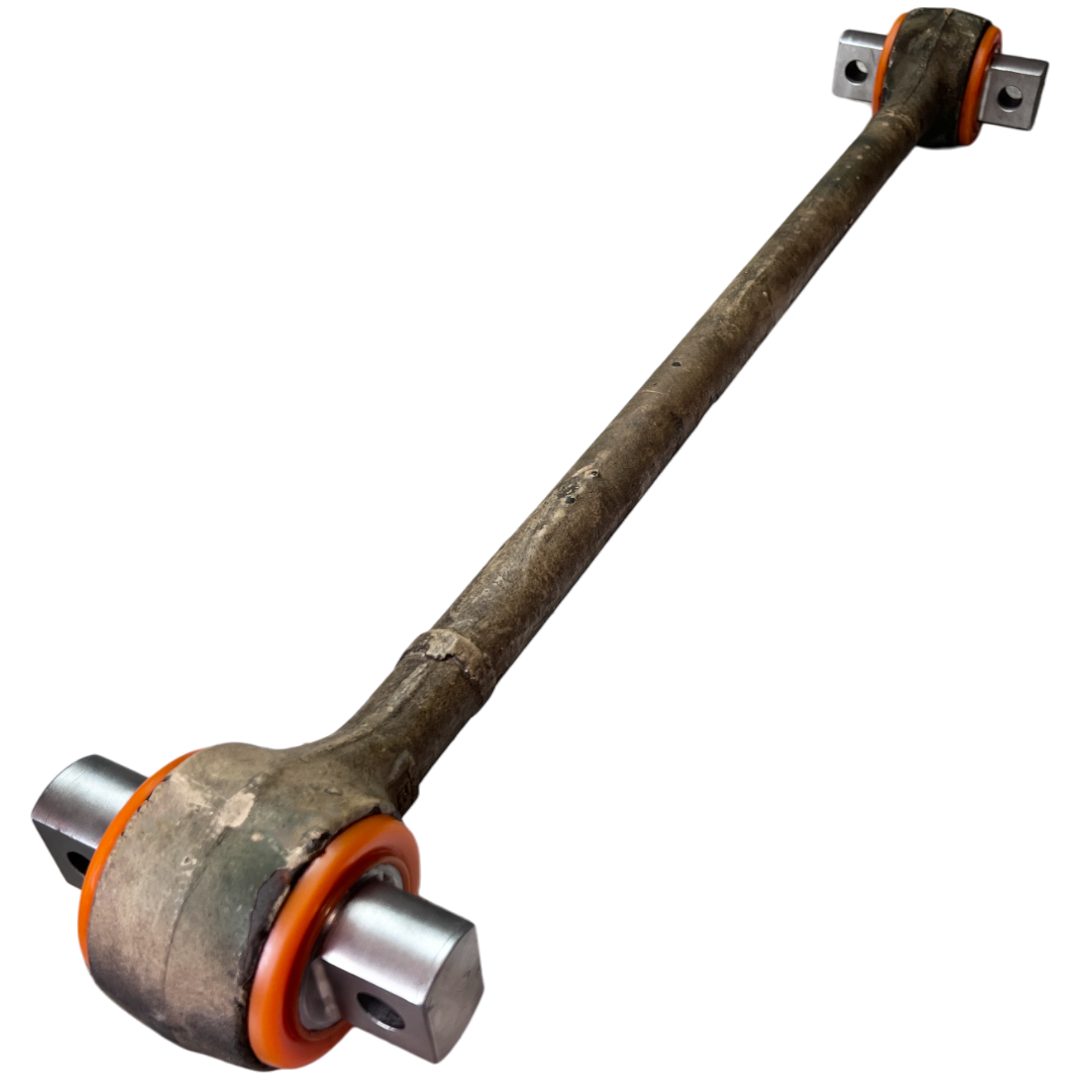 Поздовжня тяга Oshkosh M1070 Послуга з перепресування сайлентблоків (Сайлентблоки в ціну не входять)