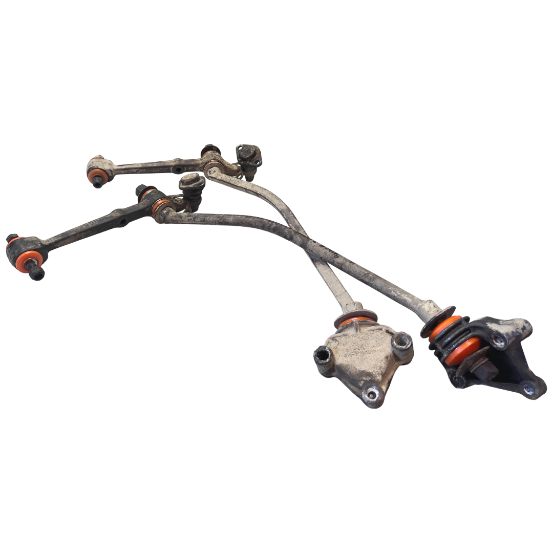 Передній нижній важіль Toyota Hilux 2015- Послуга з перепресування сайлентблоків (Сайлентблоки в ціну не входять)