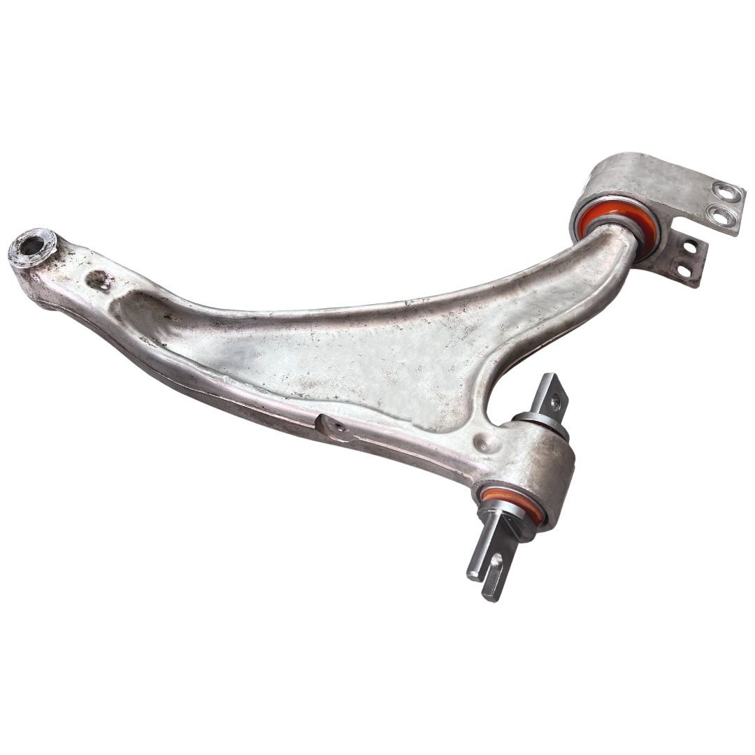 Передній нижній важіль Cadillac Xt4 2019- Послуга з перепресування сайлентблоків (Сайлентблоки в ціну не входять)