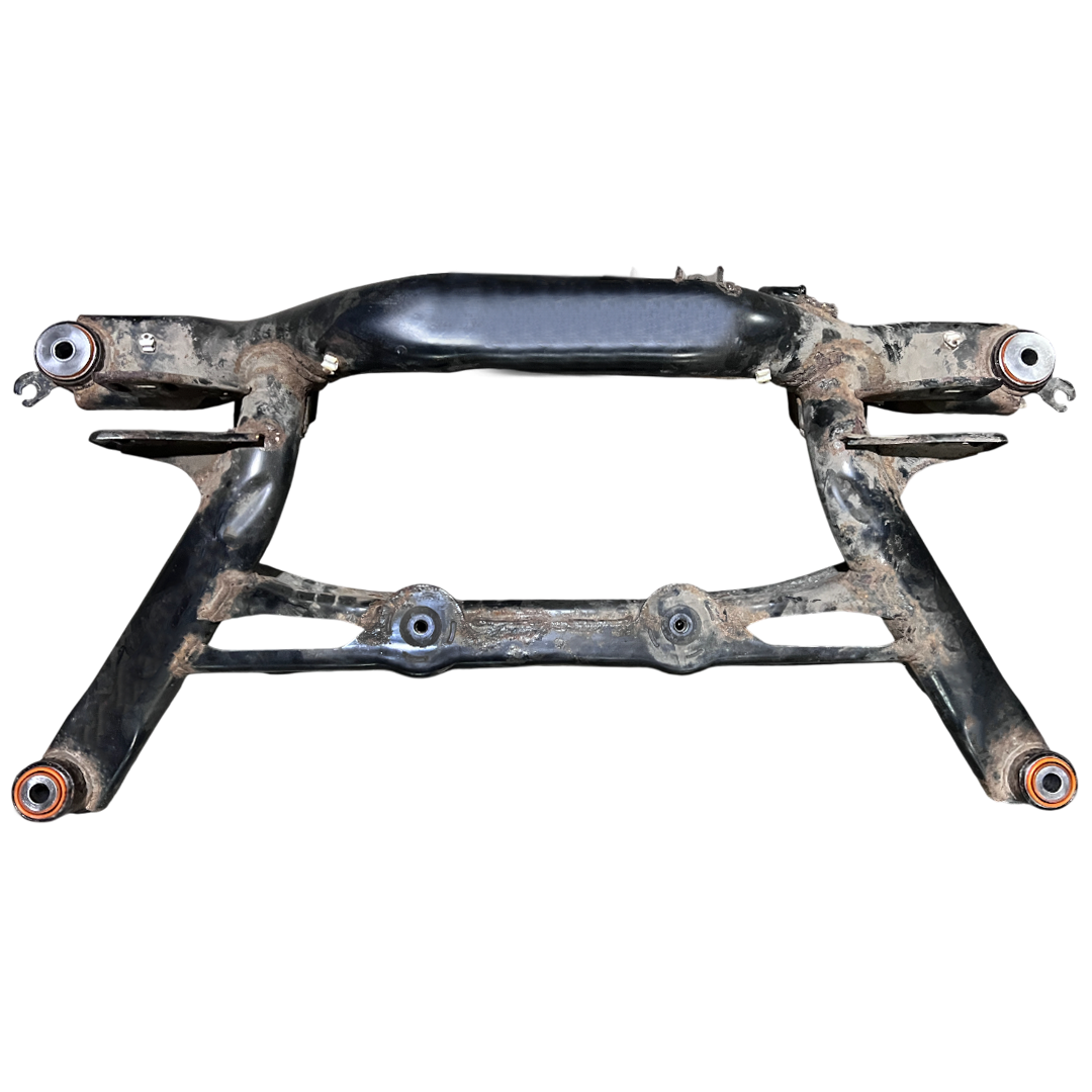 Задній підрамник Audi Q3 2011-2014 Послуга з перепресування сайлентблоків (Сайлентблоки в ціну не входять)